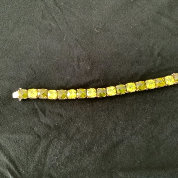 Bracelet - Picture 2 of 2